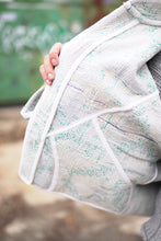 Načíst obrázek do prohlížeče Galerie, Bunda Kantha Short
