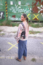 Lade das Bild in den Galerie-Viewer, Lange Kantha-Jacke
