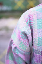 Lade das Bild in den Galerie-Viewer, Lange Kantha-Jacke
