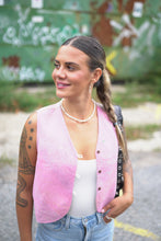 Lade das Bild in den Galerie-Viewer, Kantha Bae Weste
