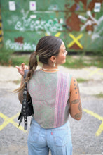 Lade das Bild in den Galerie-Viewer, Kantha Bae Weste
