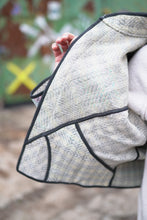 Načíst obrázek do prohlížeče Galerie, Bunda Kantha Short
