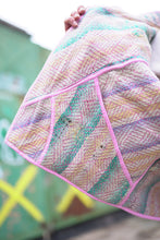 Načíst obrázek do prohlížeče Galerie, Bunda Kantha Short
