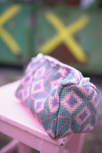 Načíst obrázek do prohlížeče Galerie, Taška Krishna kantha
