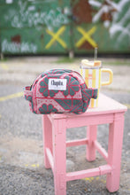 Lade das Bild in den Galerie-Viewer, Krishna-Tasche
