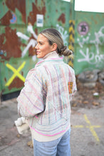 Načíst obrázek do prohlížeče Galerie, Bunda Kantha Short
