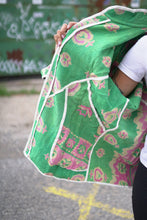 Lade das Bild in den Galerie-Viewer, Lange Kantha-Jacke
