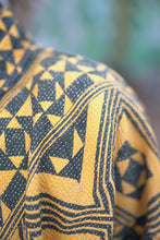 Načíst obrázek do prohlížeče Galerie, Bunda Kantha Short
