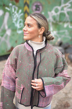 Načíst obrázek do prohlížeče Galerie, Bunda Kantha Short
