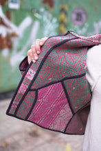 Načíst obrázek do prohlížeče Galerie, Bunda Kantha Short
