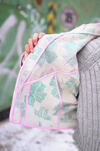 Načíst obrázek do prohlížeče Galerie, Bunda Kantha Short
