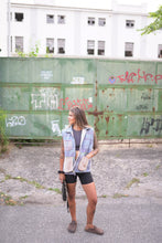 Load image into Gallery viewer, Kantha Nouba vest
