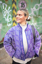 Načíst obrázek do prohlížeče Galerie, Bunda Kantha Short
