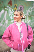 Načíst obrázek do prohlížeče Galerie, Bunda Kantha Short
