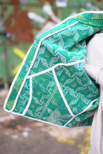 Načíst obrázek do prohlížeče Galerie, Bunda Kantha Short
