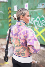 Načíst obrázek do prohlížeče Galerie, Bunda Kantha Short
