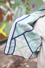 Načíst obrázek do prohlížeče Galerie, Bunda Kantha Short
