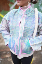 Načíst obrázek do prohlížeče Galerie, Bunda Kantha Short
