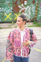 Lade das Bild in den Galerie-Viewer, Kurze Kantha-Jacke
