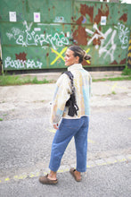Lade das Bild in den Galerie-Viewer, Kurze Kantha-Jacke
