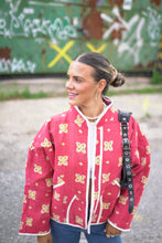 Lade das Bild in den Galerie-Viewer, Kurze Kantha-Jacke
