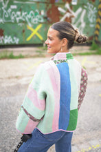 Lade das Bild in den Galerie-Viewer, Kurze Kantha-Jacke
