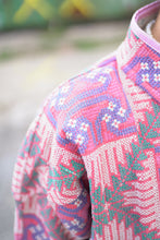 Lade das Bild in den Galerie-Viewer, Kurze Kantha-Jacke
