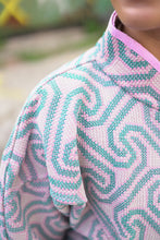 Lade das Bild in den Galerie-Viewer, Kurze Kantha-Jacke
