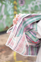 Načíst obrázek do prohlížeče Galerie, Bunda Kantha Short
