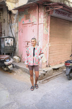 Načíst obrázek do prohlížeče Galerie, Bunda Kantha Short
