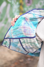 Načíst obrázek do prohlížeče Galerie, Bunda Kantha Short
