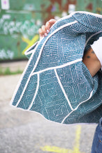 Lade das Bild in den Galerie-Viewer, Kurze Kantha-Jacke
