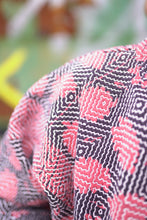 Načíst obrázek do prohlížeče Galerie, Bunda Kantha Short
