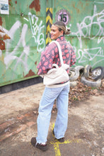 Načíst obrázek do prohlížeče Galerie, Bunda Kantha Short
