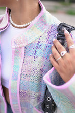 Lade das Bild in den Galerie-Viewer, Kurze Kantha-Jacke
