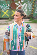 Lade das Bild in den Galerie-Viewer, Kurze Kantha-Jacke

