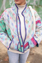 Načíst obrázek do prohlížeče Galerie, Bunda Kantha Short
