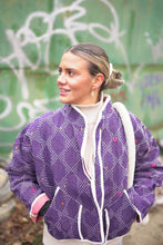 Načíst obrázek do prohlížeče Galerie, Bunda Kantha Short
