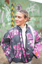 Načíst obrázek do prohlížeče Galerie, Bunda Kantha Short
