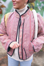 Lade das Bild in den Galerie-Viewer, Kurze Kantha-Jacke
