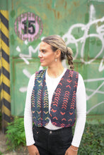 Lade das Bild in den Galerie-Viewer, Kantha Nouba Weste
