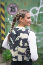 Lade das Bild in den Galerie-Viewer, Kantha Nouba Weste
