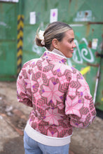 Načíst obrázek do prohlížeče Galerie, Bunda Kantha Short
