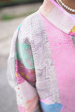 Lade das Bild in den Galerie-Viewer, Kurze Kantha-Jacke
