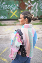 Lade das Bild in den Galerie-Viewer, Kurze Kantha-Jacke
