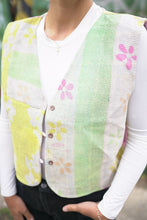 Lade das Bild in den Galerie-Viewer, Kantha Bae Weste
