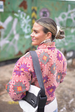 Načíst obrázek do prohlížeče Galerie, Bunda Kantha Short
