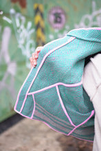 Načíst obrázek do prohlížeče Galerie, Bunda Kantha Short
