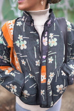 Lade das Bild in den Galerie-Viewer, Kurze Kantha-Jacke
