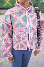 Lade das Bild in den Galerie-Viewer, Kurze Kantha-Jacke
